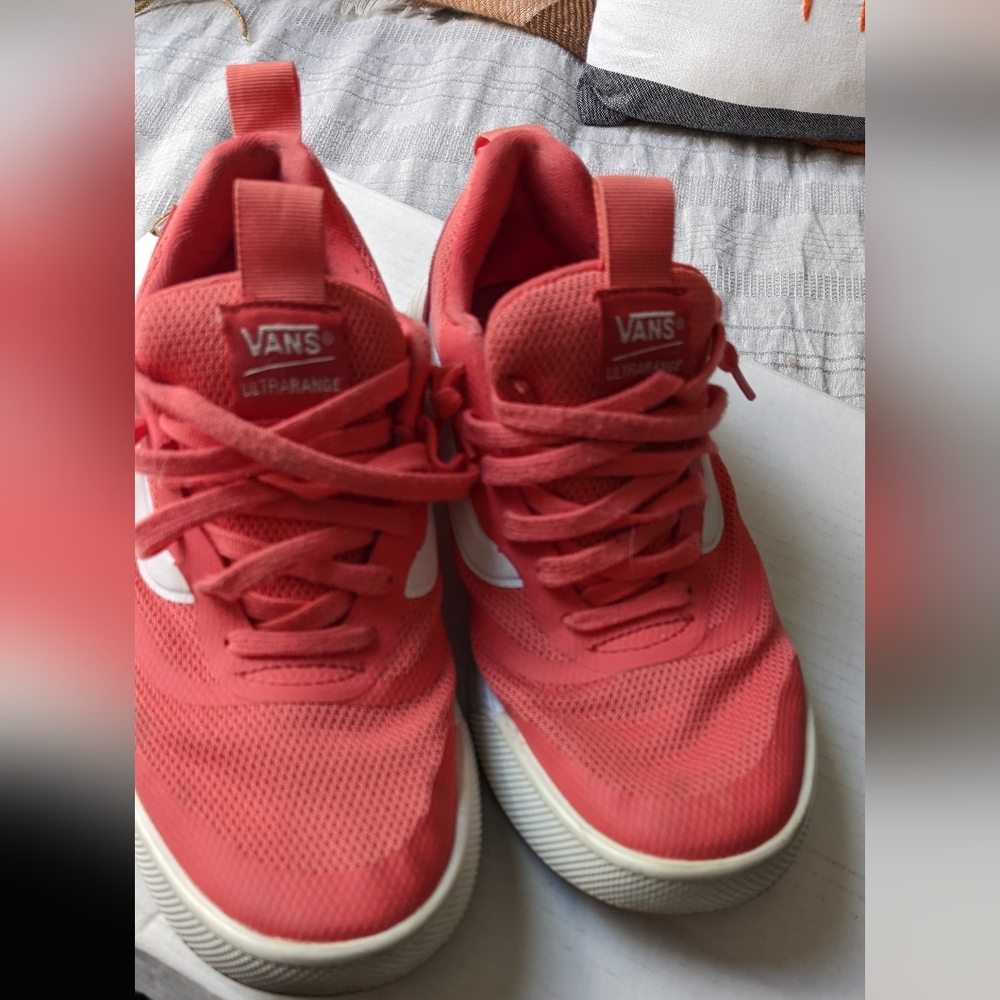 Women's Vans Ultra Range
